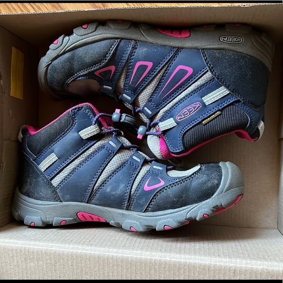Keen Other - KEEN Oakridge Waterproof Mid Boot - size 3